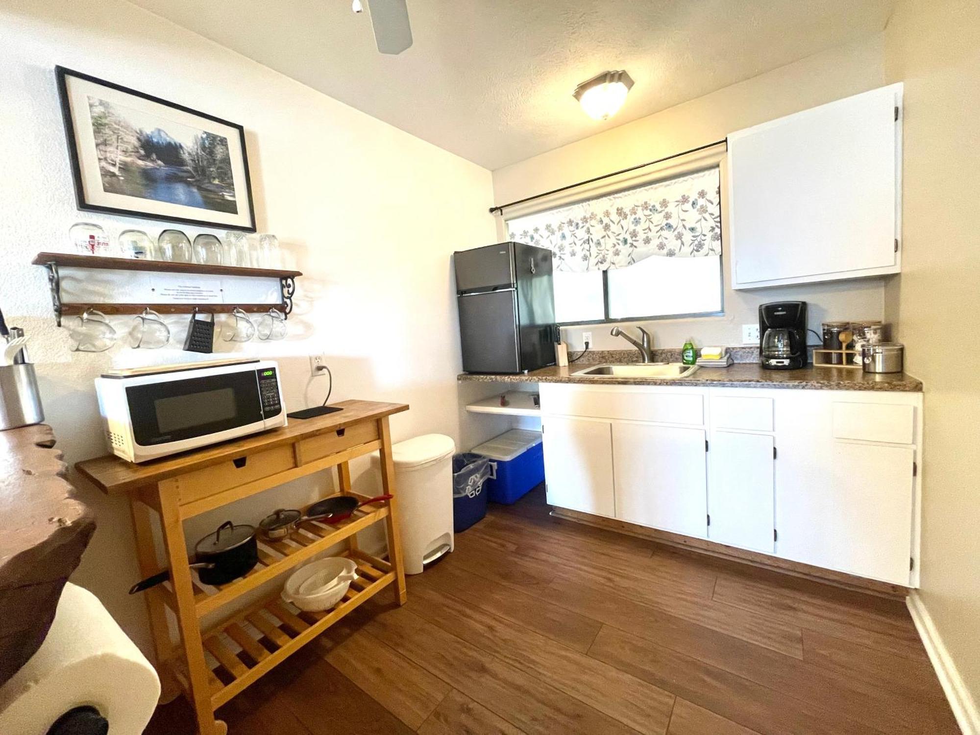 Sierra Mountain Lodge - Vacation Rentals - Yosemite Авані Екстер'єр фото