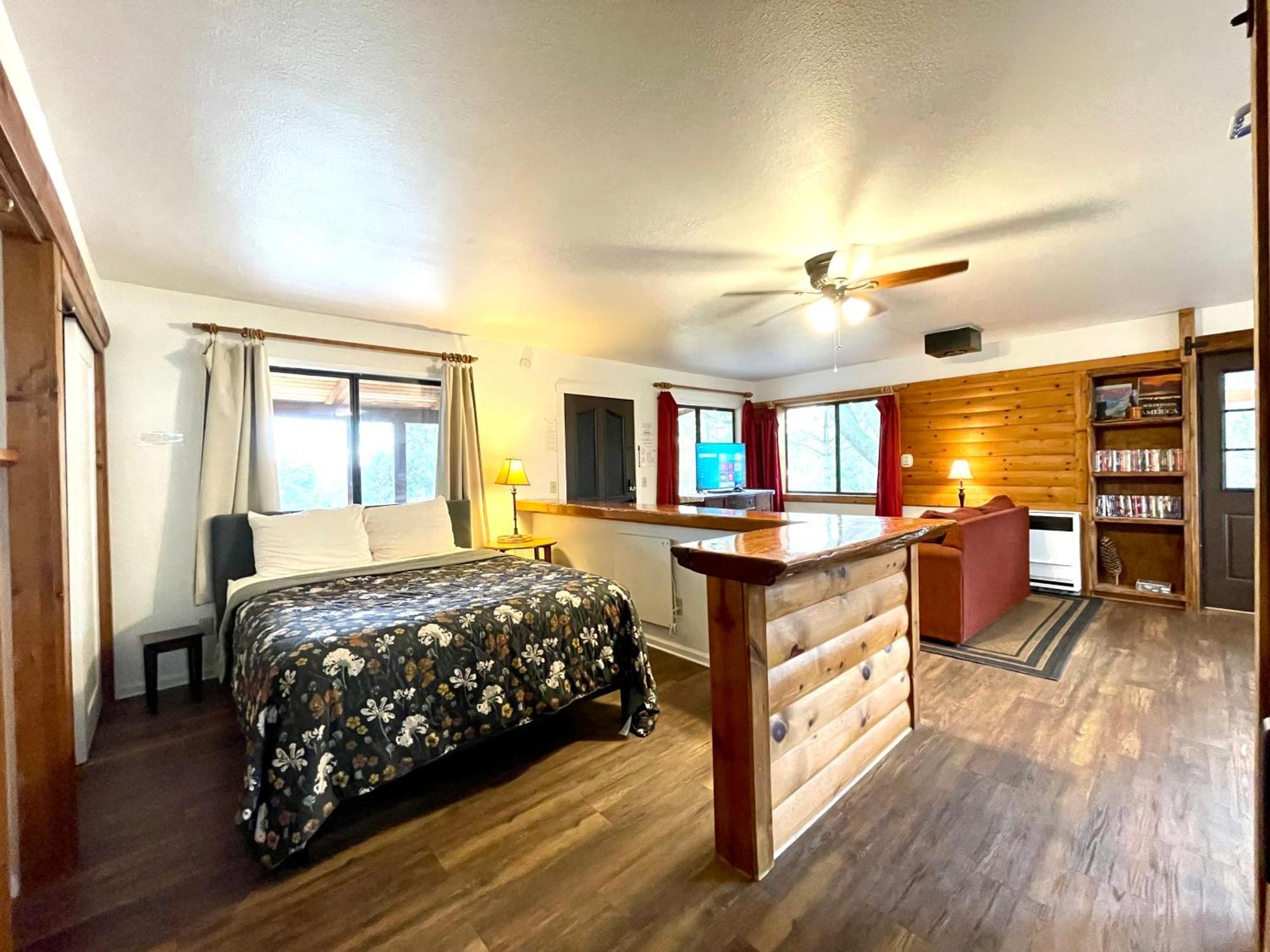 Sierra Mountain Lodge - Vacation Rentals - Yosemite Авані Екстер'єр фото
