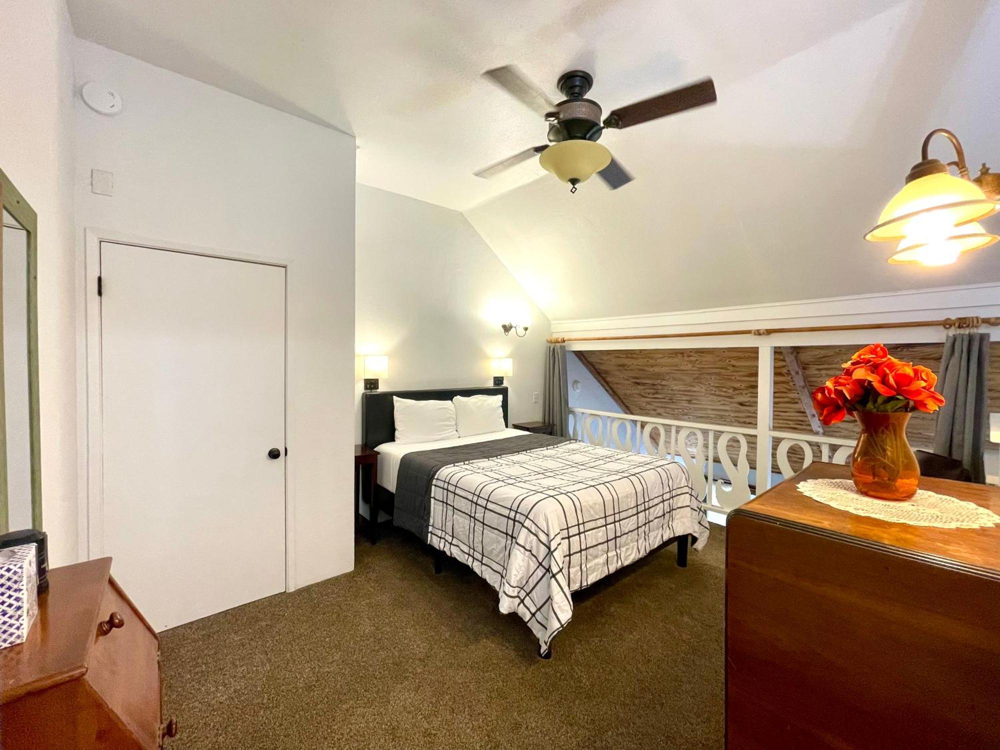 Sierra Mountain Lodge - Vacation Rentals - Yosemite Авані Екстер'єр фото